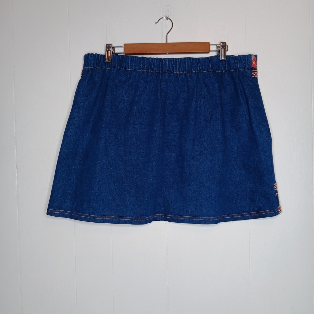 Savanna Jane Denim Mini Skirt 1X Blue Floral Embroidered Boho Country Festival - Picture 7 of 8